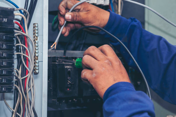 Best Affordable Emergency Electrician  in Frisco City, AL